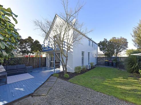 143A Weston Road, Saint Albans