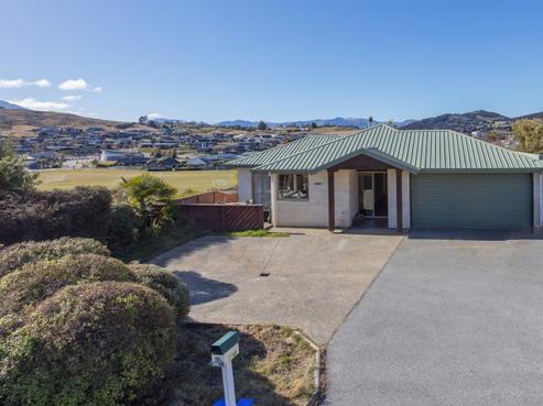 73A Totara Terrace, Wanaka