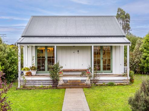 10 Waite Street, Featherston