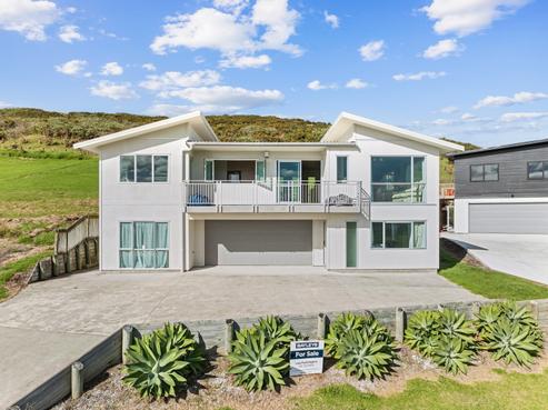 28 Opononi Heights Drive, Opononi