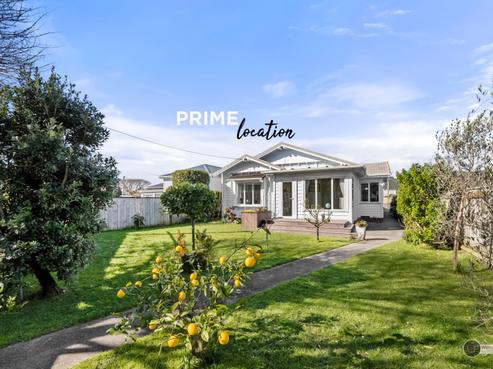 152 Kings Crescent, Central Hutt
