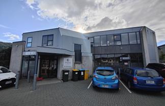 Versatile Commercial Building - 30 Carparks!