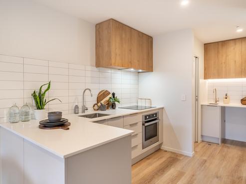 6/16 Molesworth Street, Taita