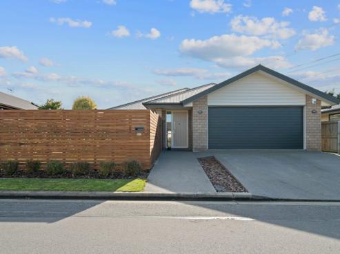 11 Taggart Place, Sockburn
