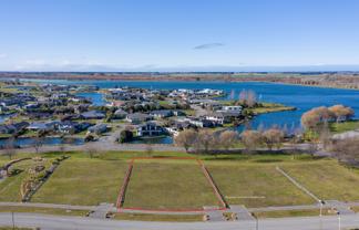 6 Village Green Drive, Huntingdon