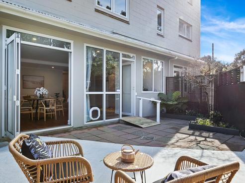 1 Stowe Hill, Thorndon
