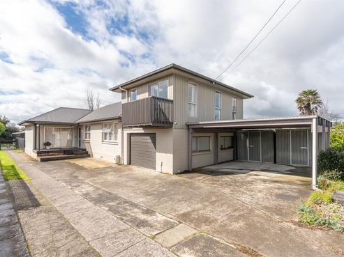 313 Cambridge Road, Hillcrest