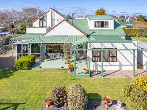 8 Cornwall Road, Springvale