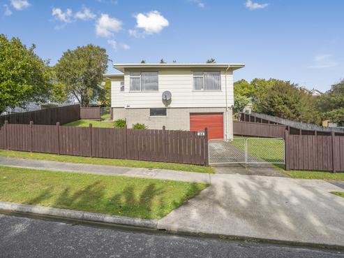 24 Antrim Crescent, Wainuiomata