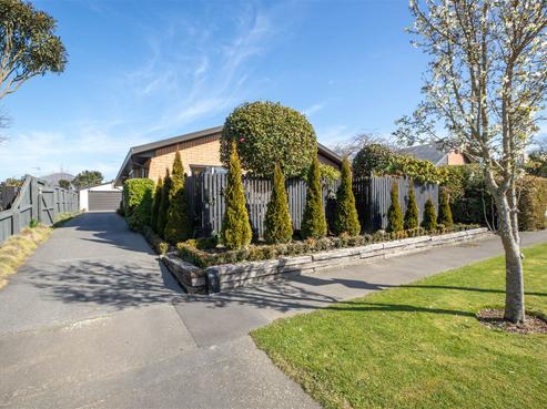 5 Sayers Crescent, Ilam