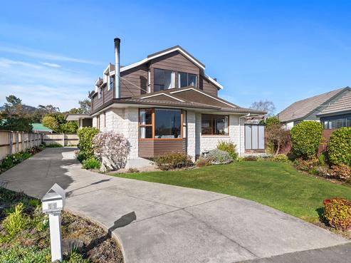 11 Molesworth Place, Somerfield