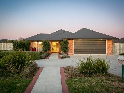 16 Tiaki Way, Cambridge