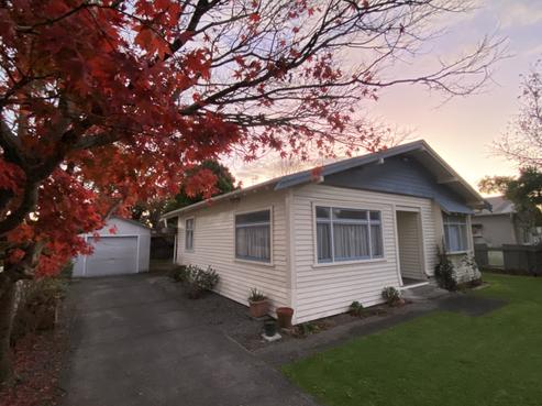 20 Ngaio Street, West End