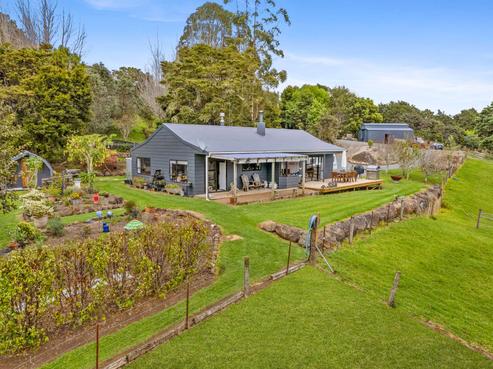 3744 State Highway 10, Kaeo