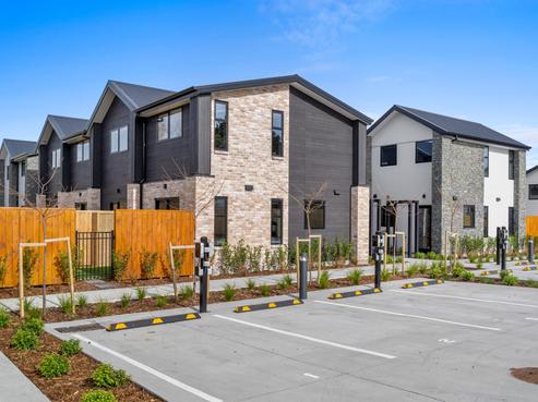 2/10 Fathom Place, Te Atatu Peninsula