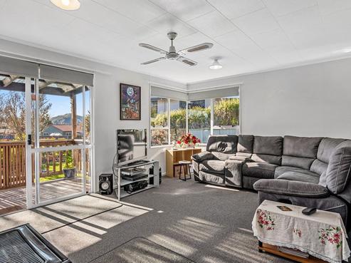 25 Hunt Terrace, Wakefield