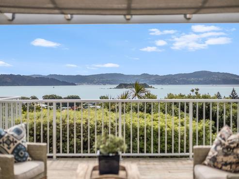 22 Kowhai Street, Eastbourne