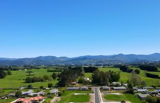 67 Lincoln Road, Carterton