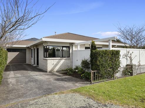 3 Kura Street, Brooklands