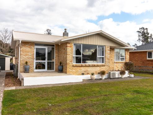 27 Shaw Avenue, Paeroa