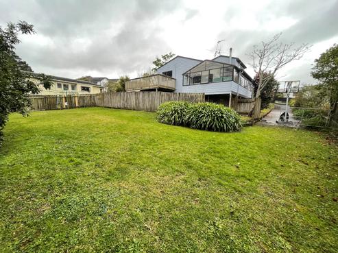 12 Edgware Road, West Harbour