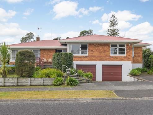 54 Carlyle Avenue, Chartwell
