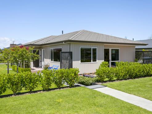 3 Maison Way, Rangatira Park