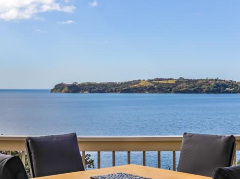 19 Swann Beach Road, Stanmore Bay