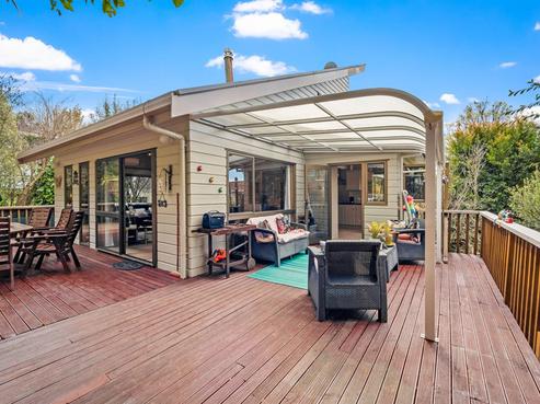 1/685 East Coast Road, Browns Bay