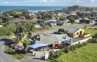 1 Sea View Road, Baylys Beach