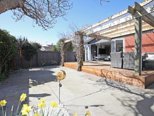 14 Oakfield Street, Burnside