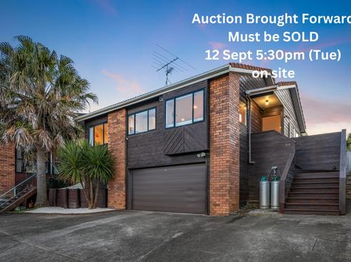 2/26 Unsworth Drive, Unsworth Heights