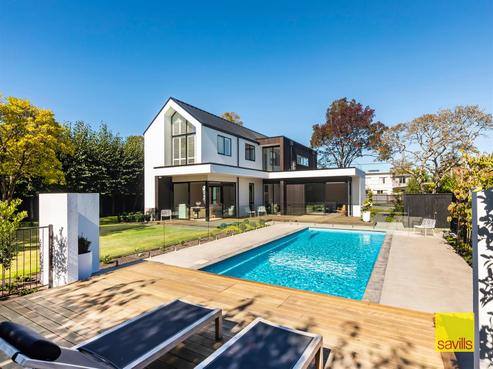 95 Mays Road, Saint Albans