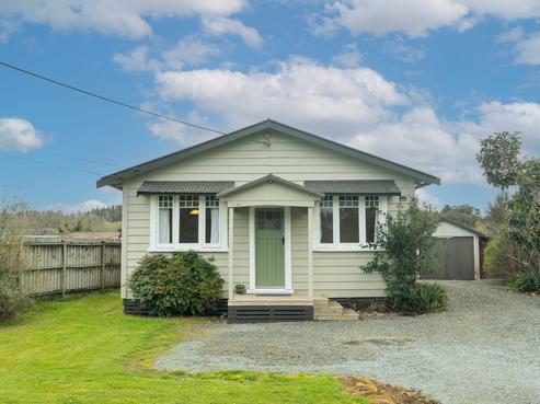 31 Valley Road, Hikurangi