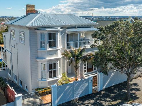 143 Victoria Road, Devonport
