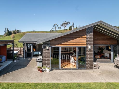 11 Toiora Close, Takaka