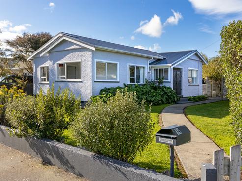 14 Rexwood Street, Carterton