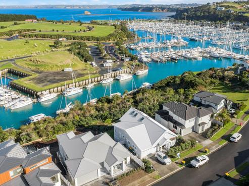 90 Voyager Drive, Gulf Harbour