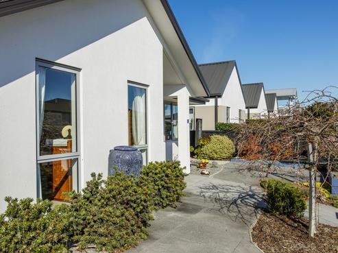 81 Mary Ellen Street, Pegasus