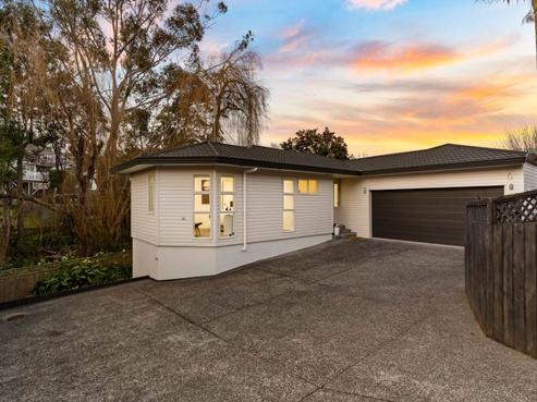2/20 Carina Crescent, Torbay