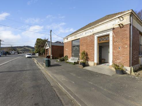 17 Holyhead Street, Outram