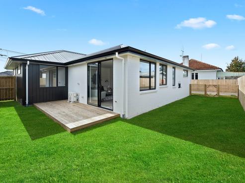 2/17 Bolmuir Road, Forest Lake