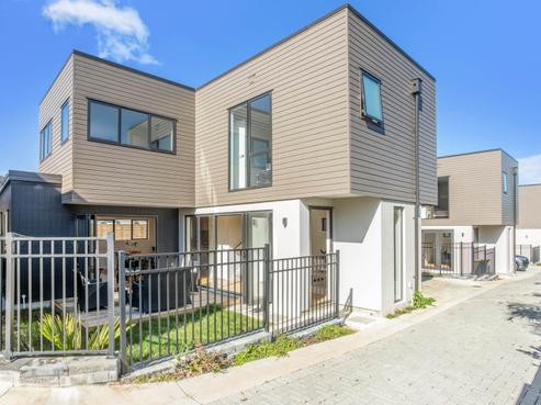 3/32 Ngataringa Road, Devonport