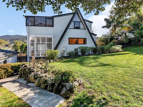 49 Hilltop Avenue, Morningside