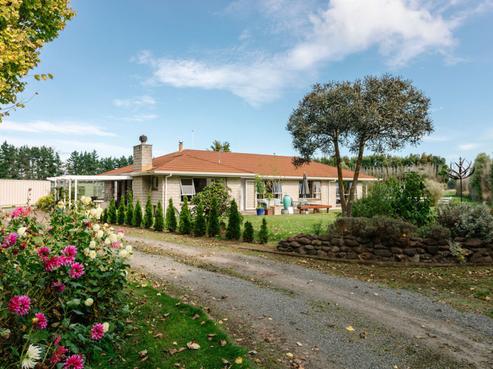 47 Laws Road, Dannevirke