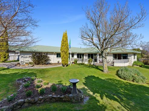 10 Tararua Crescent, Otaki