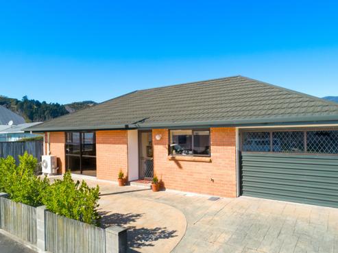 1/4 Weka Street, The Wood