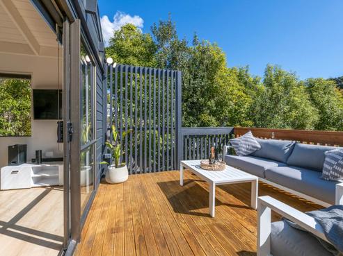 32 Elliston Crescent, Stanmore Bay