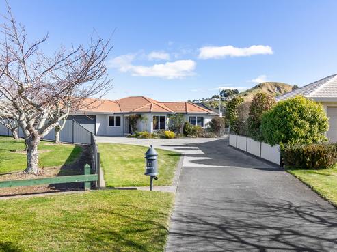 17 Knightsbridge Place, Taradale