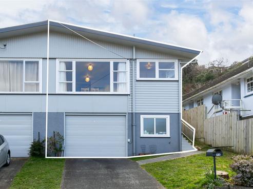 16A Thurleigh Grove, Karori